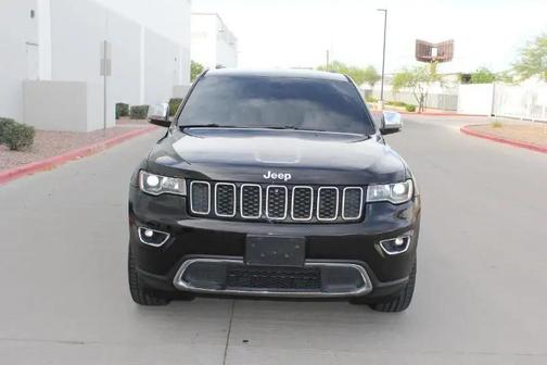 Diamond Black Crystal Pearlcoat 2018 Jeep Grand Cherokee Limited
