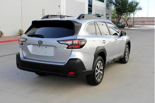 2025 Subaru Outback Base