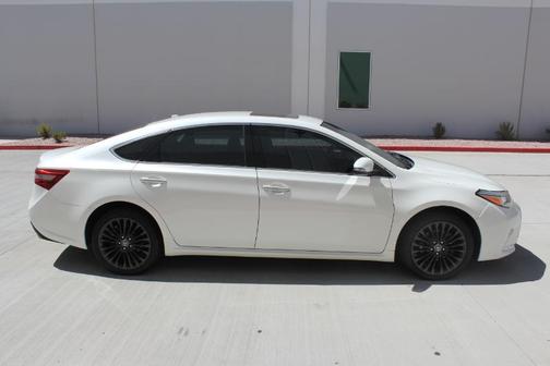 2018 Toyota Avalon Touring