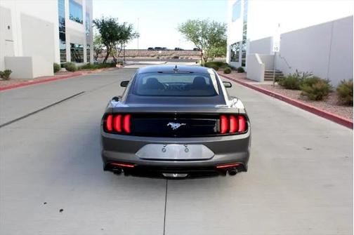 2022 Ford Mustang EcoBoost