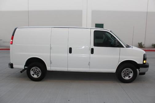 2022 GMC Savana 2500 Work Van
