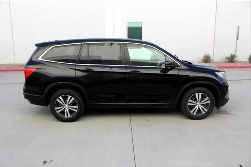 2017 Honda Pilot EX