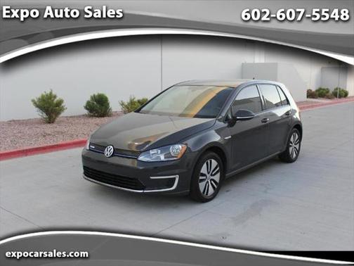 2016 Volkswagen e-Golf SE