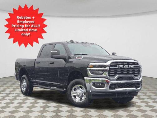 2025 RAM 2500 Tradesman Crew Cab 4x4 6'4' Box