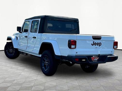 Bright White Clearcoat 2026 Jeep Gladiator 85th Anniversary Edition