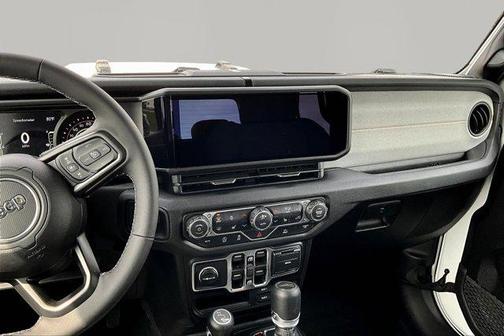 Bright White Clearcoat 2026 Jeep Gladiator Sport S