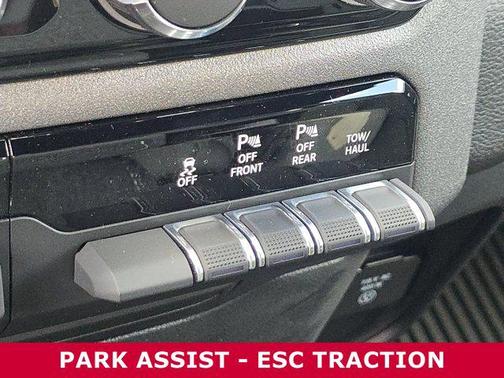 2026 RAM 1500 Warlock Crew Cab 4x4 5'7' Box