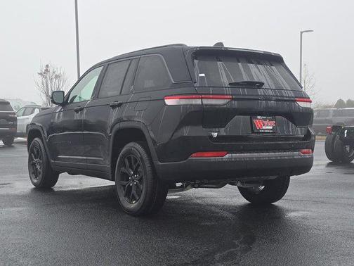 2026 Jeep Grand Cherokee Altitude