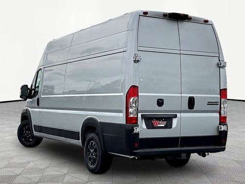 Bright Silver Metallic Clearcoat 2026 RAM ProMaster 3500 High Roof