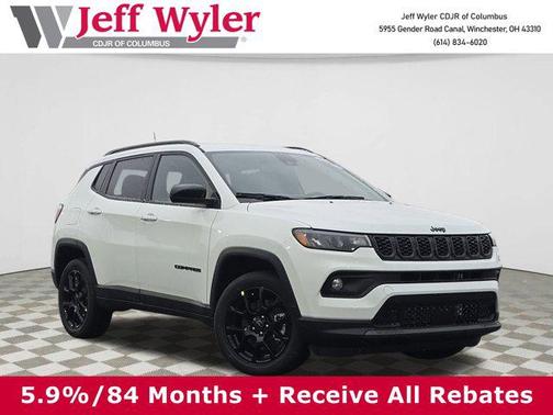 Bright White Clearcoat 2026 Jeep Compass Latitude