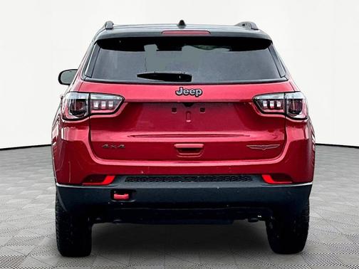 Red Hot Pearlcoat 2026 Jeep Compass Trailhawk