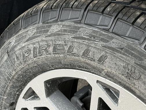 Star White Metallic Tri-Coat 2026 Ford Expedition Max Active 4x4