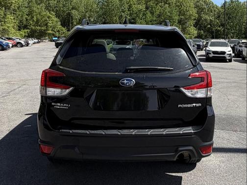 Crystal Black Silica 2020 Subaru Forester Premium