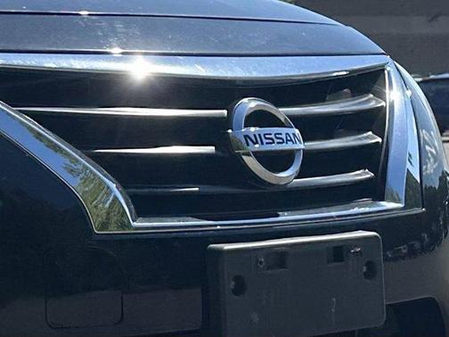 2016 Nissan Versa 1.6 S+