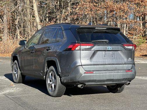 2022 Toyota RAV4 Hybrid LE