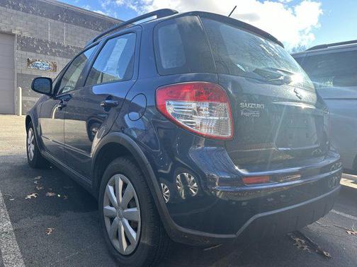 2011 Suzuki SX4 Premium
