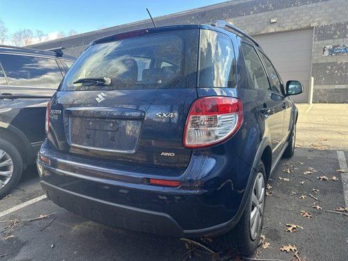 2011 Suzuki SX4 Premium