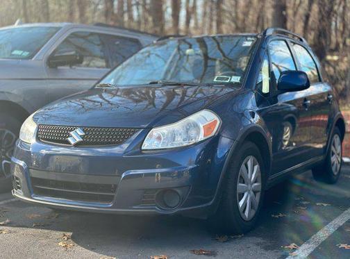 2011 Suzuki SX4 Premium
