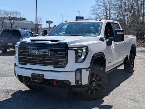 2024 GMC Sierra 2500 AT4