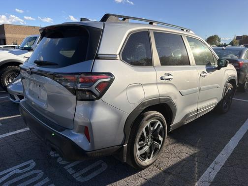 Ice Silver Metallic 2025 Subaru Forester Limited