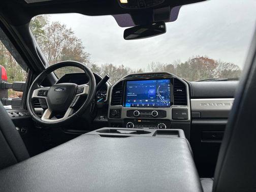 2022 Ford F-350 Lariat