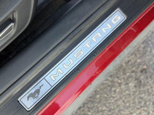 2017 Ford Mustang EcoBoost Premium