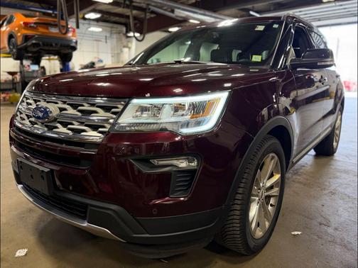 Burgundy Velvet Metallic Tinted Clearcoat 2018 Ford Explorer XLT
