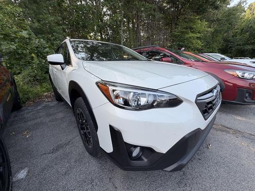 Crystal White Pearl 2023 Subaru Crosstrek Premium