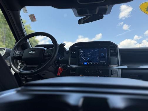 Oxford White 2024 Ford F-150 STX
