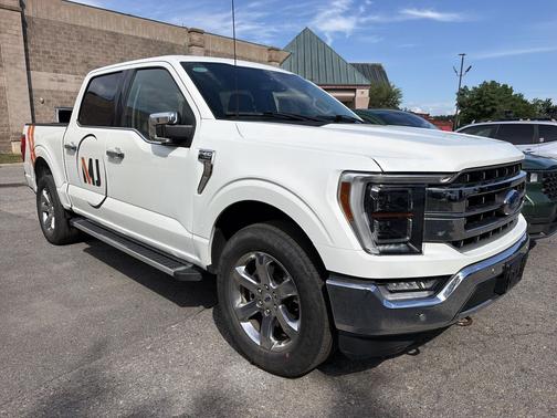 Star White Metallic Tri-Coat 2023 Ford F-150 Lariat