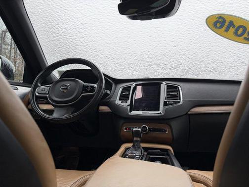 2016 Volvo XC90 T6 First Edition