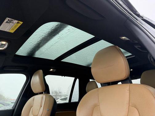 2016 Volvo XC90 T6 First Edition