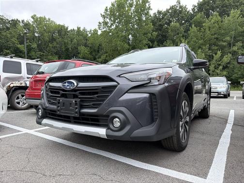Magnetite Gray Metallic 2023 Subaru Outback Limited