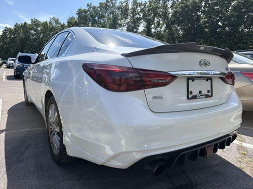 Majestic White 2018 INFINITI Q50 3.0t LUXE