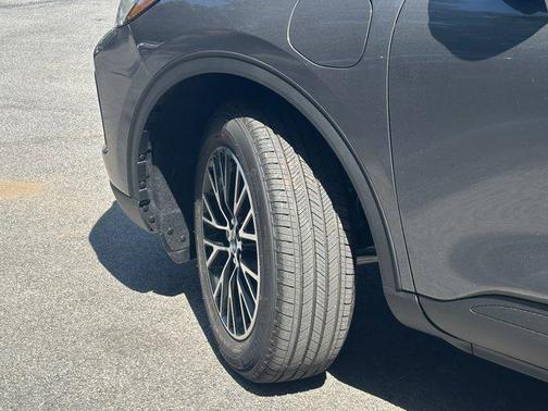 2025 Ford Escape PHEV Base