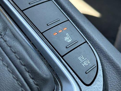 2021 Hyundai IONIQ Plug-In Hybrid SEL