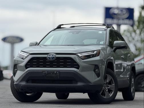 Lunar Rock 2022 Toyota RAV4 Hybrid XLE