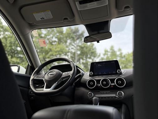 Aspen White Tricoat 2024 Nissan Sentra SV