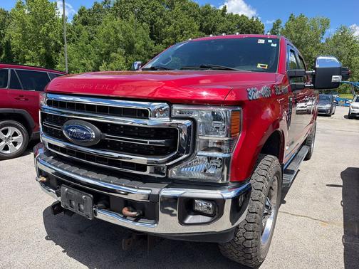 Rapid Red Metallic Tinted Clearcoat 2022 Ford F-350 Lariat