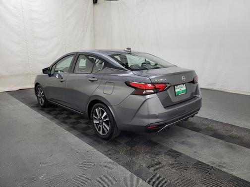 2021 Nissan Versa 1.6 SV