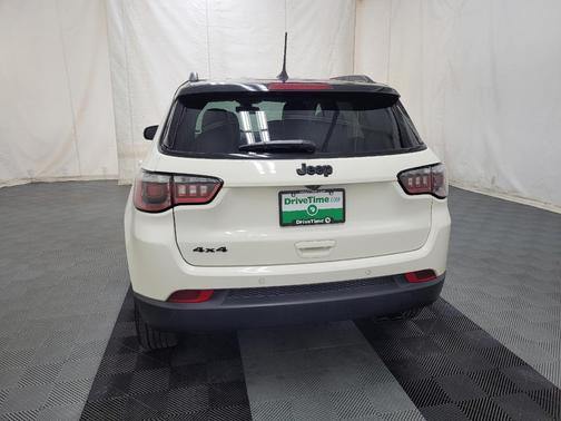 White Clearcoat 2019 Jeep Compass Latitude