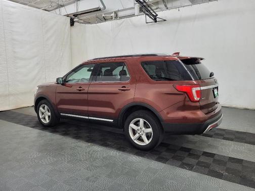 Brown 2016 Ford Explorer XLT