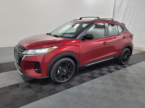 Scarlet Ember Tintcoat 2022 Nissan Kicks SR