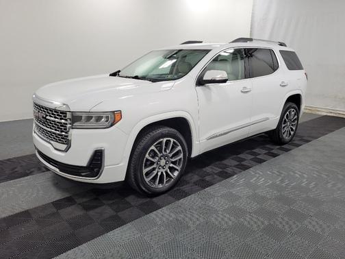 2022 GMC Acadia Denali