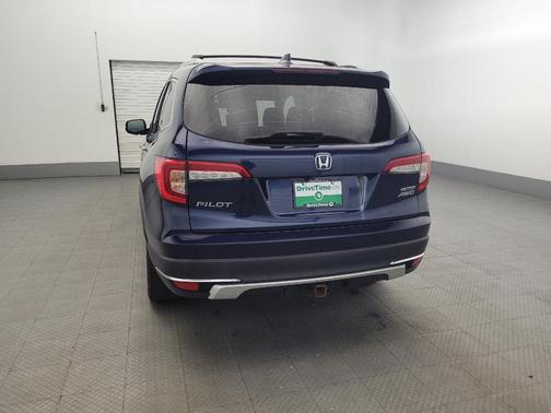 2019 Honda Pilot Touring 8-Passenger
