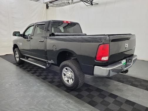 2018 RAM 2500 Tradesman Crew Cab 4x4 6'4' Box