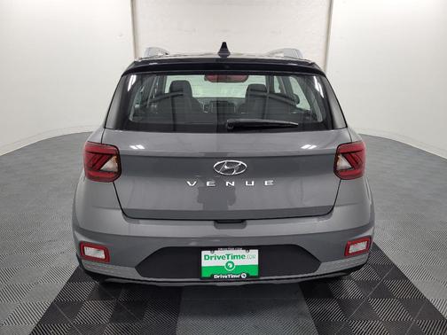 2022 Hyundai VENUE Limited