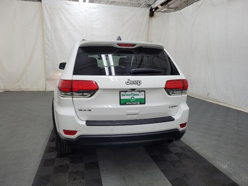 Bright White Clearcoat 2019 Jeep Grand Cherokee Laredo