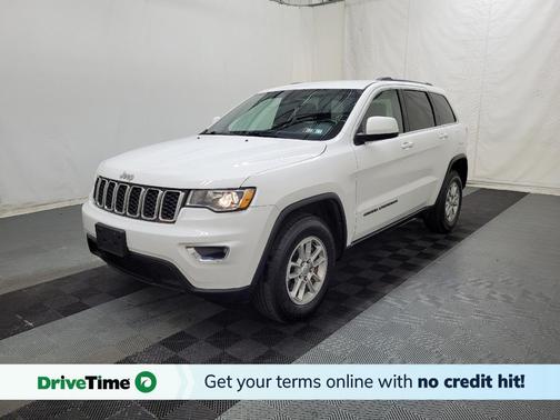 Bright White Clearcoat 2019 Jeep Grand Cherokee Laredo