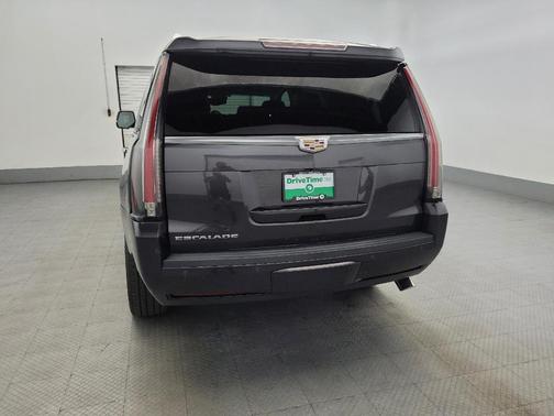 2016 Cadillac Escalade Luxury